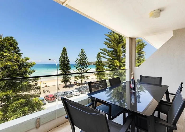 Luxury Manly Beachfront Apartment