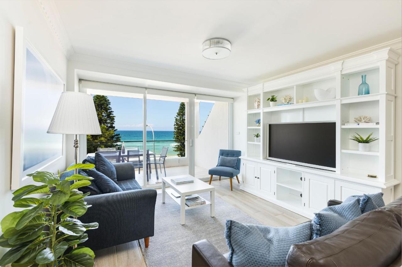 Luxury Manly Beachfront Apartment *